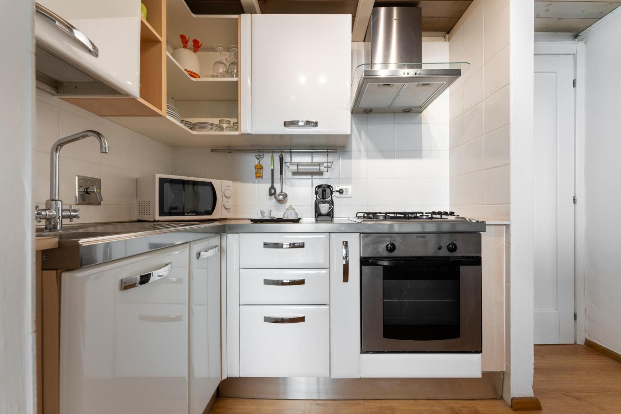 Via Cimabue 8B - Florence Charming Apartments - Metropolitan Loft In Florence - 20 Minute Walk To City Center - Excellent Base For Exploring - Less Than 5 Minute Walk To The Supermarket - Amazing Bakery On The Corner Kültér fotó